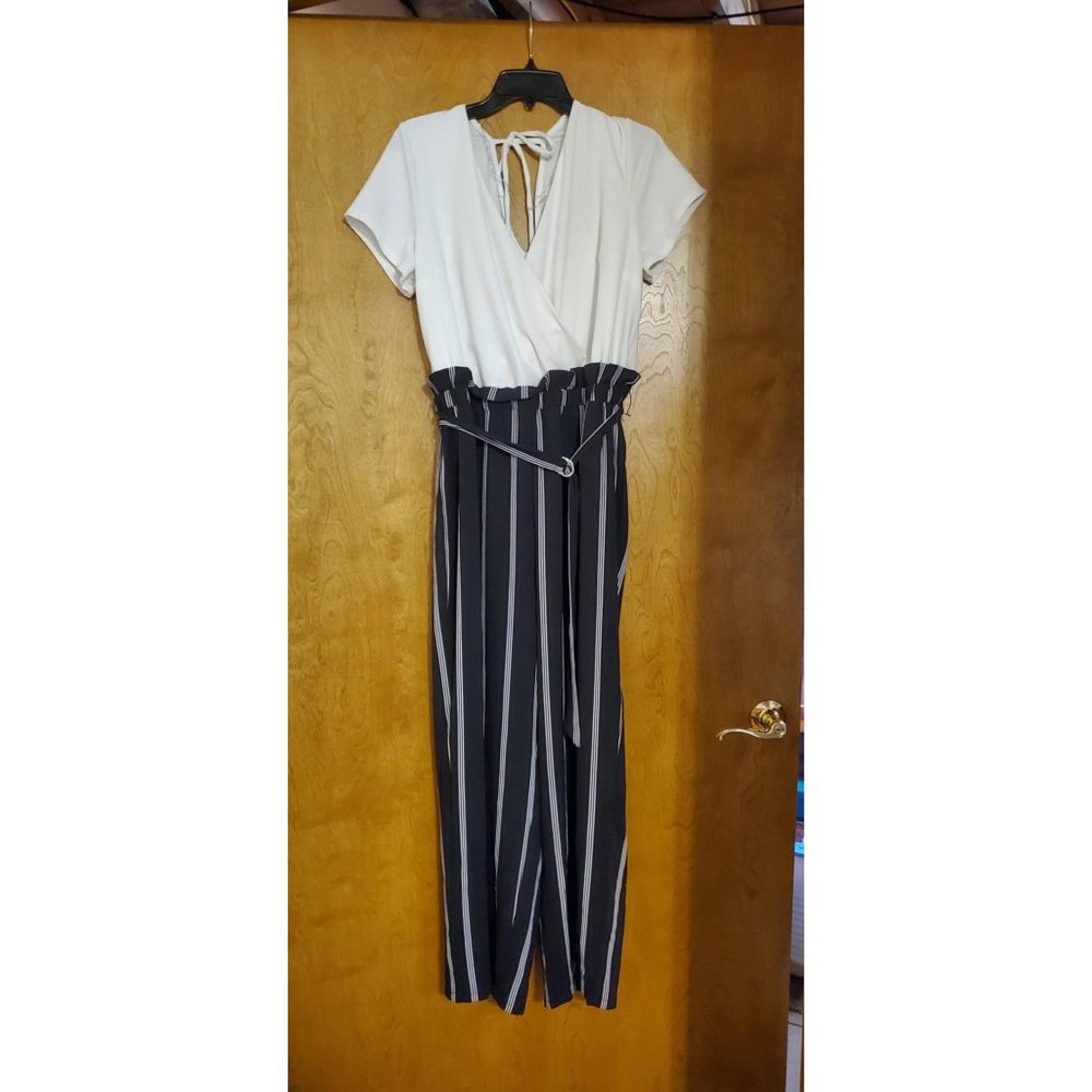 Black and White Jumper